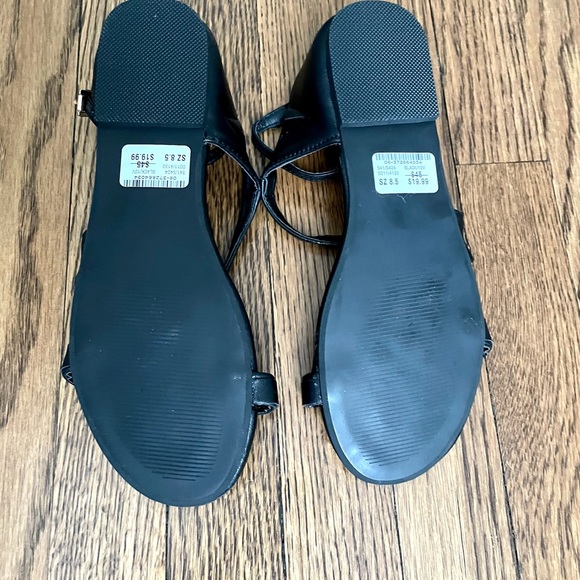 Wanted Black Flat Sandals with Asymmetrical Strap - Picture 3 of 3